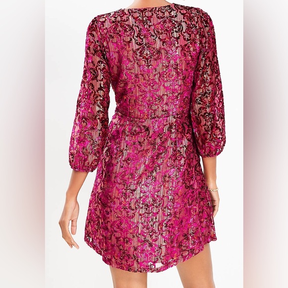 LOFT NEW Petite Size 10 Elegant Velvet Fuchsia Wrap Dress. Mini,Shimmer Floral. - Picture 4 of 12